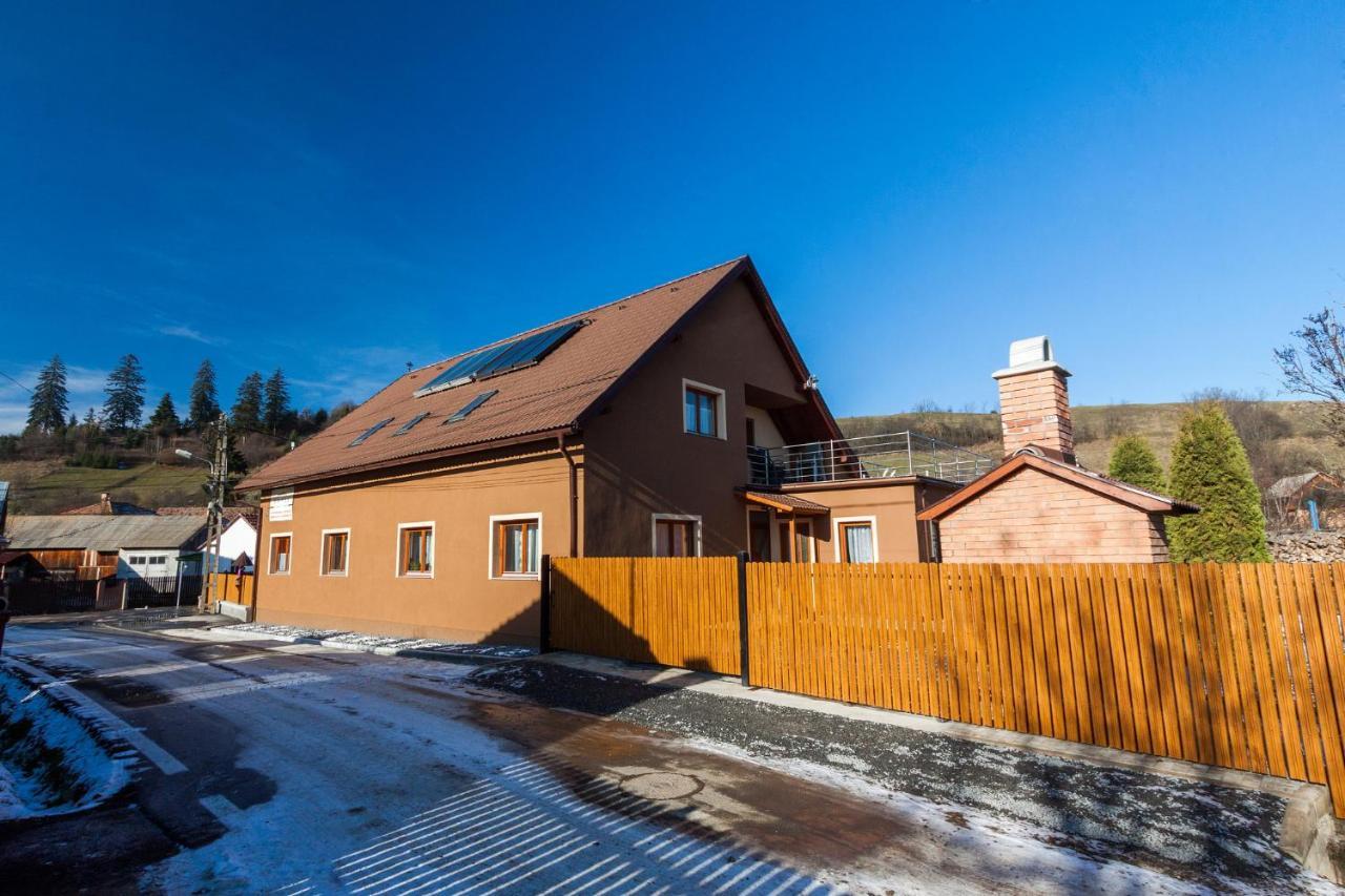 Villa Erőss Kulcsosház Lăzarea Exterior foto