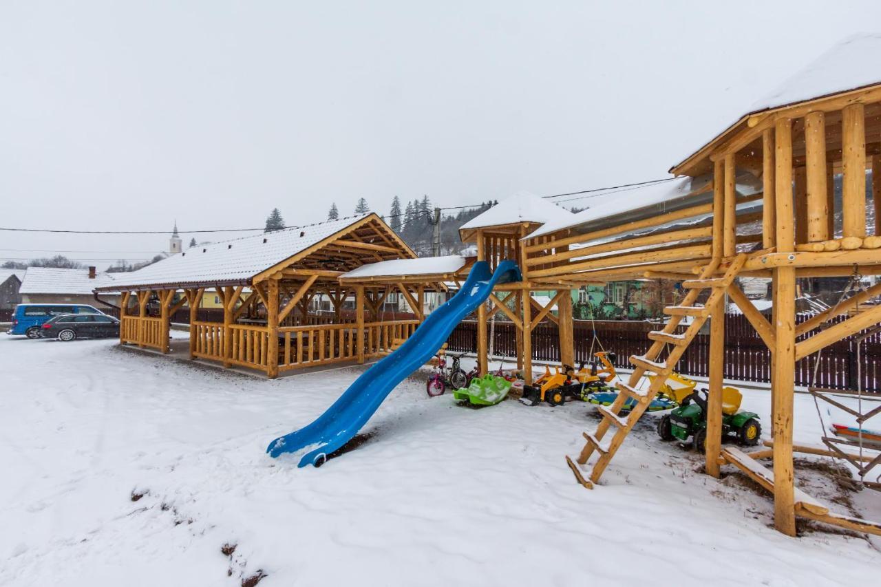 Villa Erőss Kulcsosház Lăzarea Exterior foto