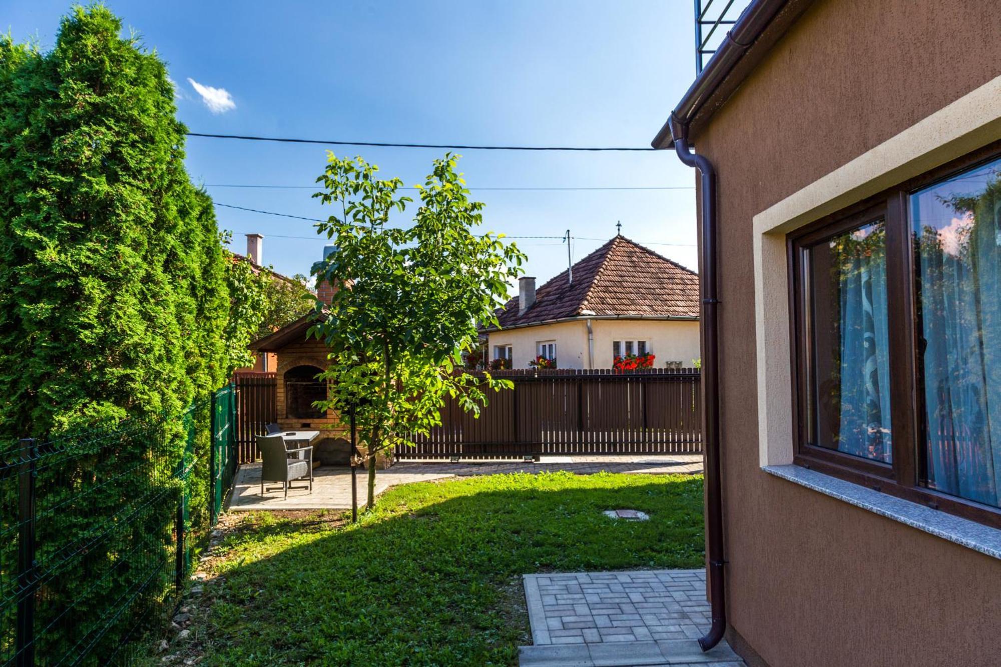 Villa Erőss Kulcsosház Lăzarea Exterior foto