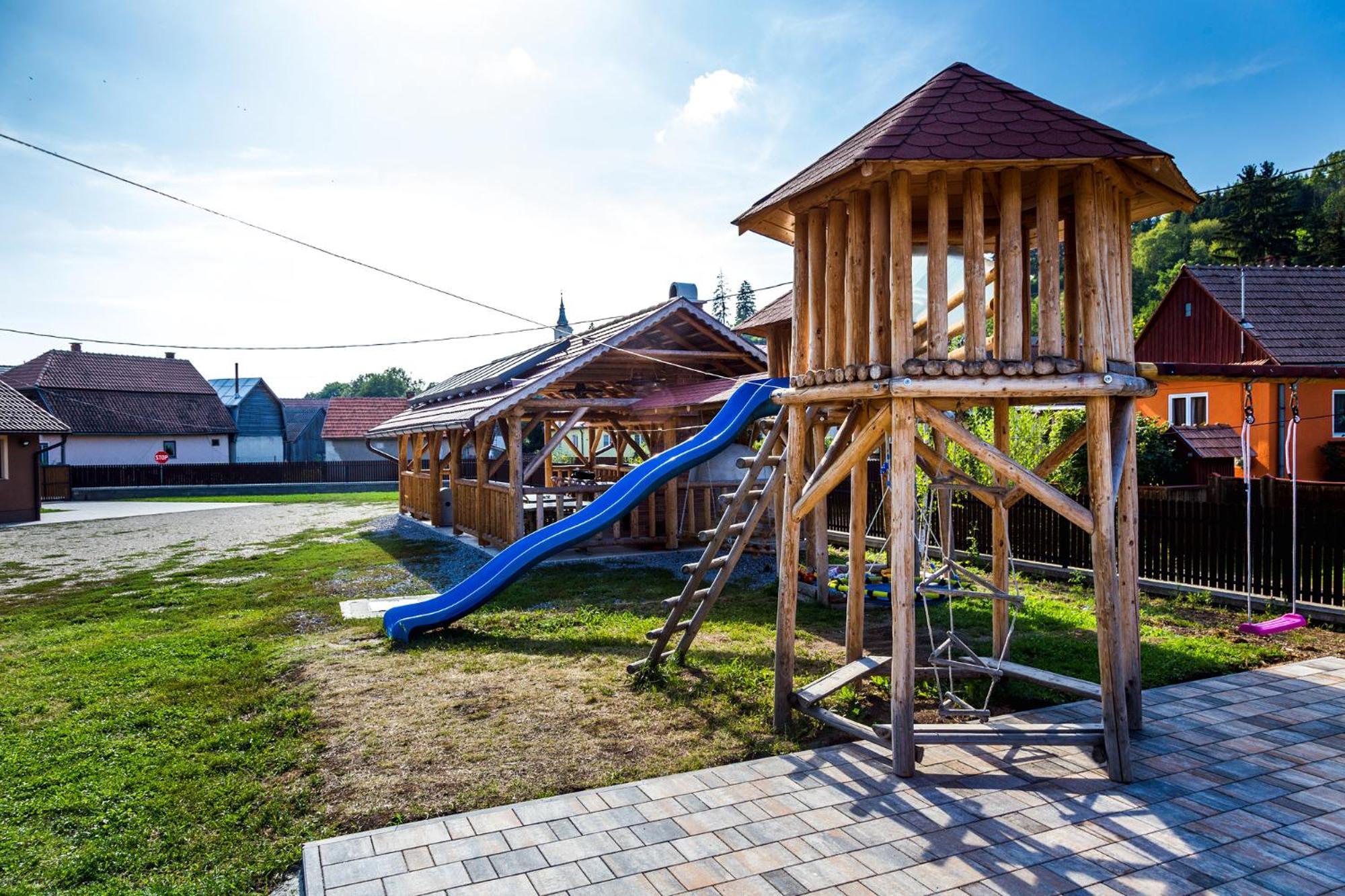 Villa Erőss Kulcsosház Lăzarea Exterior foto