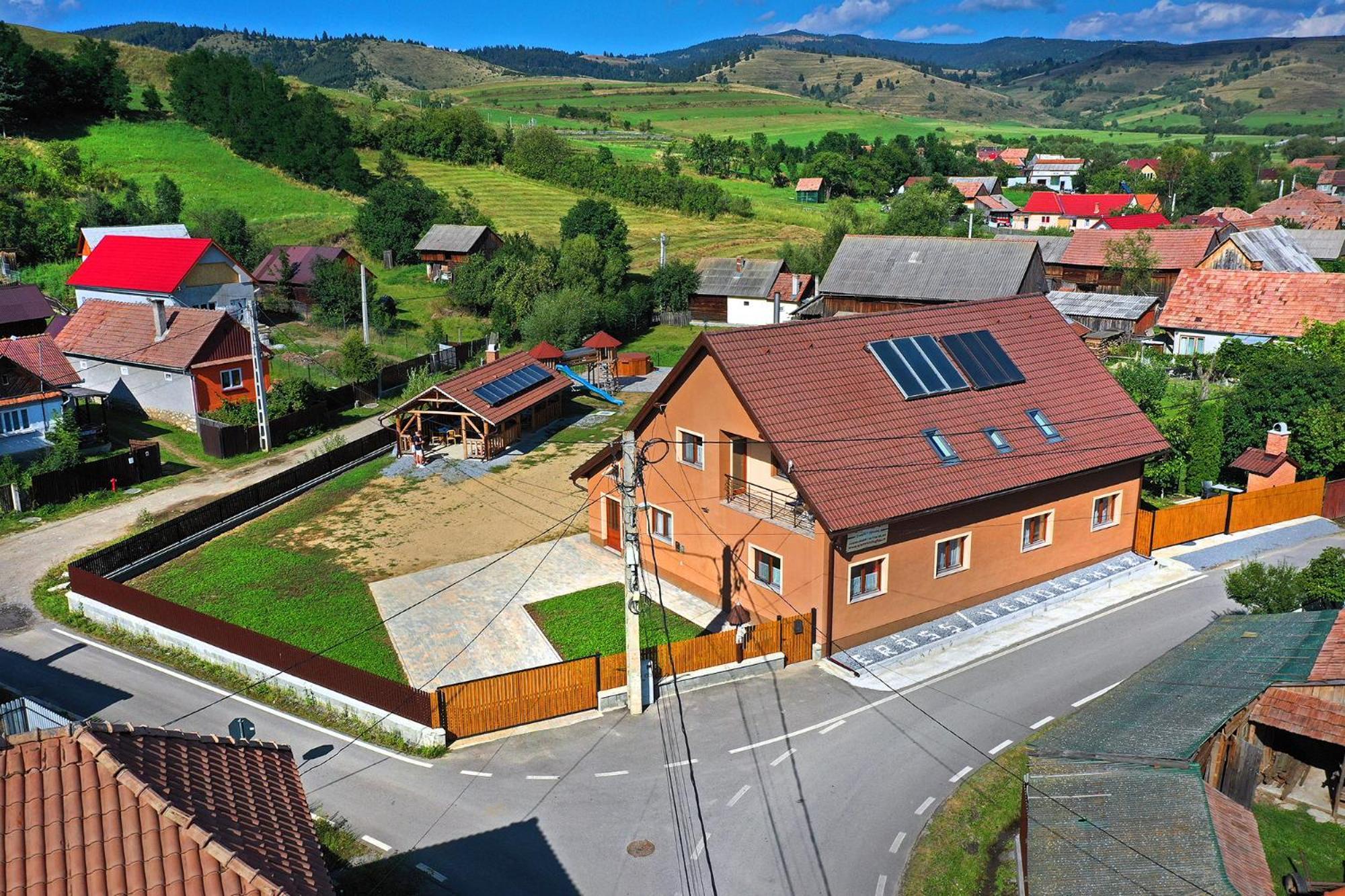 Villa Erőss Kulcsosház Lăzarea Exterior foto